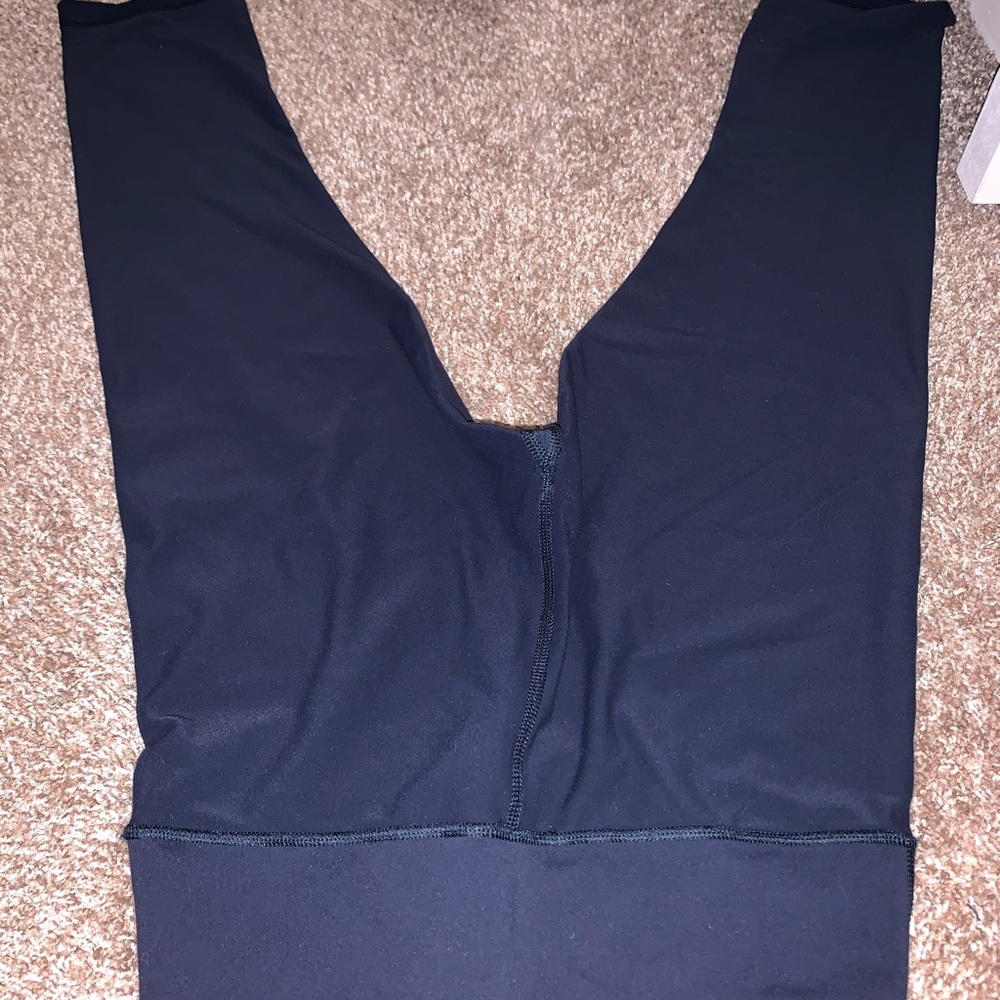 LULU WUNDER UNDER CROP (HI-RISE) *FULL ON LUON 21"